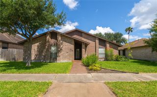 7234 Diamond Ridge Dr, Corpus Christi, TX 78413