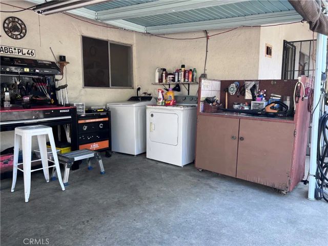 7455 Garden Grove, Reseda, CA 91335