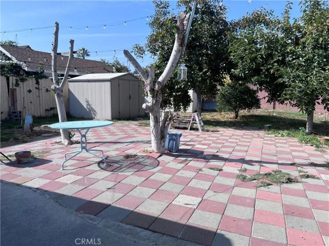 7455 Garden Grove, Reseda, CA 91335