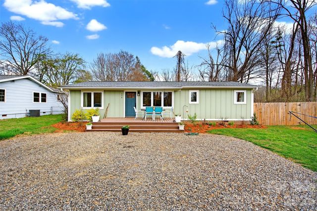 216 Vance Avenue, Black Mountain, NC 28711