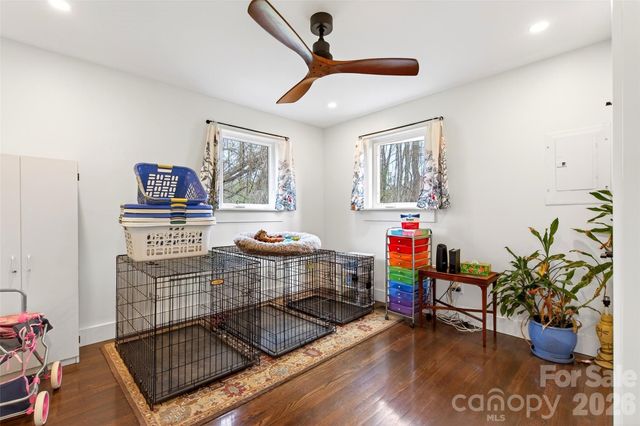216 Vance Avenue, Black Mountain, NC 28711