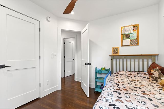 216 Vance Avenue, Black Mountain, NC 28711