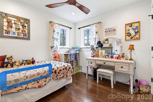 216 Vance Avenue, Black Mountain, NC 28711
