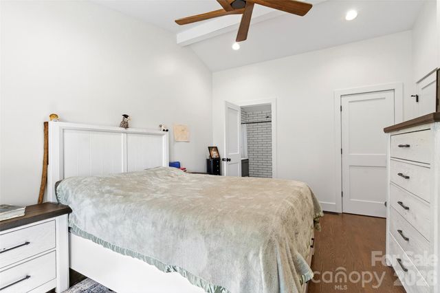216 Vance Avenue, Black Mountain, NC 28711