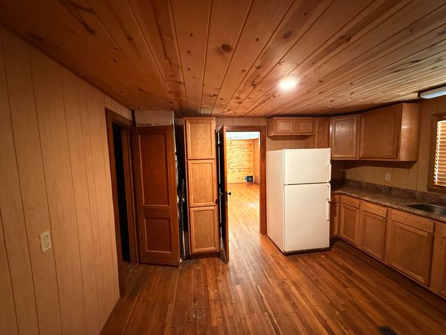 215 Eden Hollow Road, Morehead, KY 40351