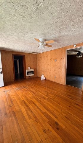 215 Eden Hollow Road, Morehead, KY 40351