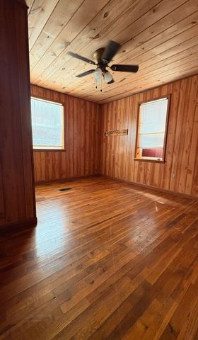 215 Eden Hollow Road, Morehead, KY 40351