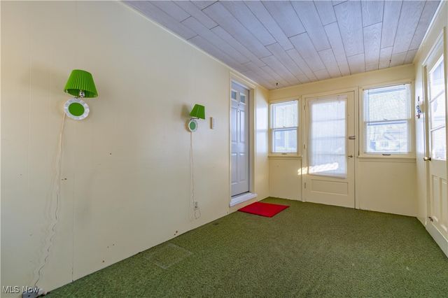 316 Bonnett Street SW, North Canton, OH 44720