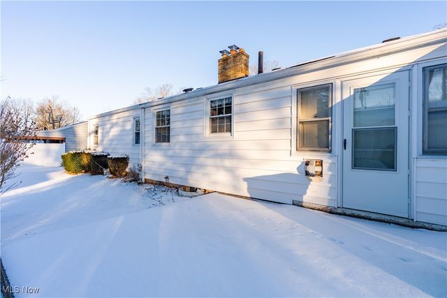 316 Bonnett Street SW, North Canton, OH 44720