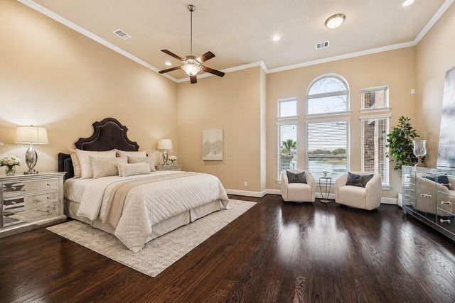 5618 Camden Springs Lane, Sugar Land, TX 77479
