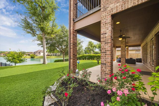 5618 Camden Springs Lane, Sugar Land, TX 77479