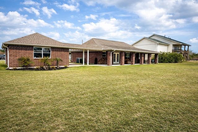 2731 Avenue D, Dickinson, TX 77539