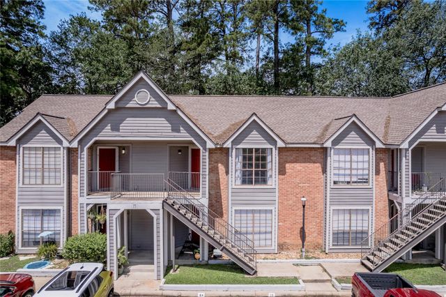 2402 Sycamore Avenue D6, Huntsville, TX 77340