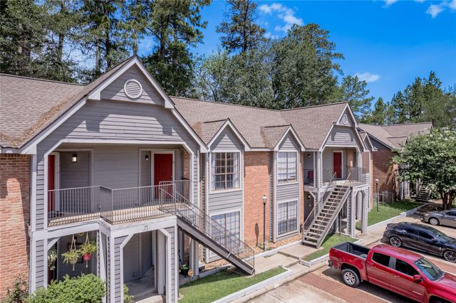 2402 Sycamore Avenue D6, Huntsville, TX 77340