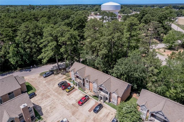 2402 Sycamore Avenue D6, Huntsville, TX 77340