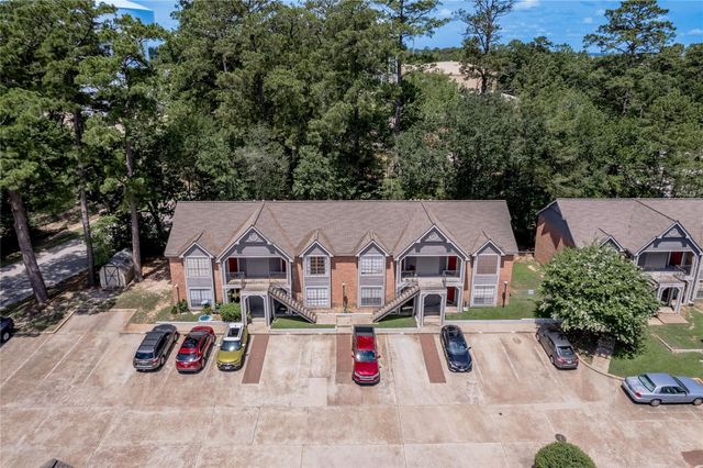 2402 Sycamore Avenue D6, Huntsville, TX 77340