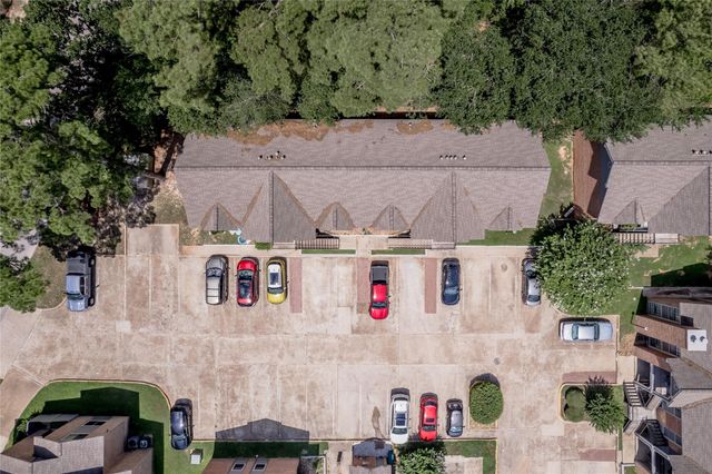 2402 Sycamore Avenue D6, Huntsville, TX 77340