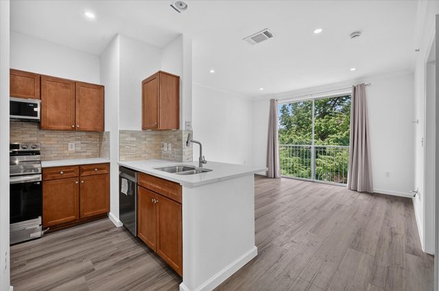 330 E Las Colinas Boulevard E 240, Irving, TX 75039