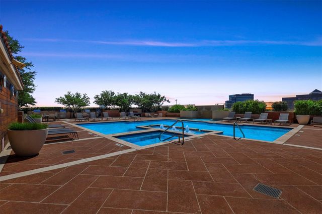 330 E Las Colinas Boulevard E 240, Irving, TX 75039