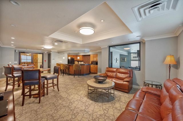 330 E Las Colinas Boulevard E 240, Irving, TX 75039