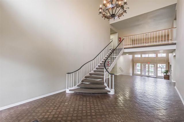 7575 Katy Freeway 101, Houston, TX 77024