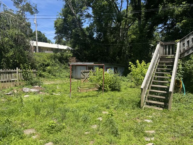 123 W School St, Linden, TN 37096