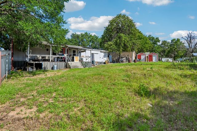 128 Gunnison Court, Azle, TX 76020