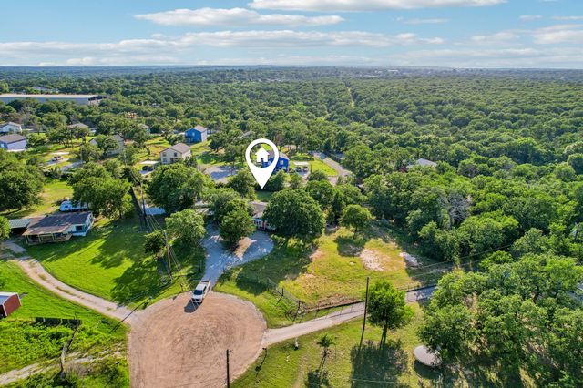 128 Gunnison Court, Azle, TX 76020