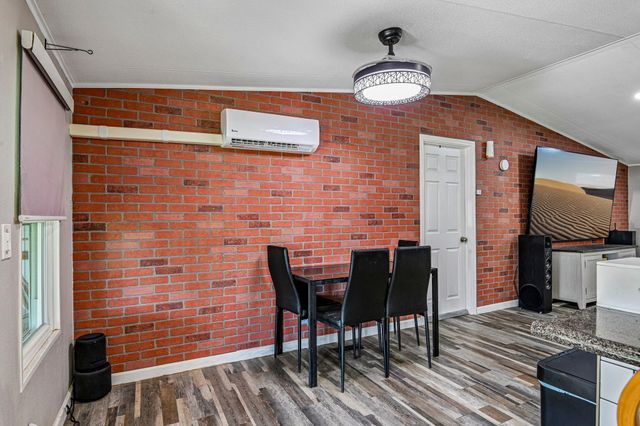 128 Gunnison Court, Azle, TX 76020