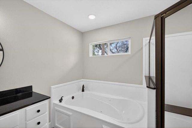 606 NE Merioneth Drive, Fort Walton Beach, FL 32547