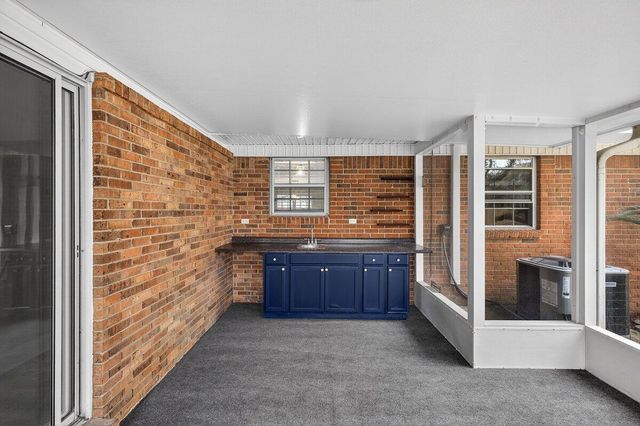 606 NE Merioneth Drive, Fort Walton Beach, FL 32547