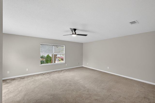 606 NE Merioneth Drive, Fort Walton Beach, FL 32547