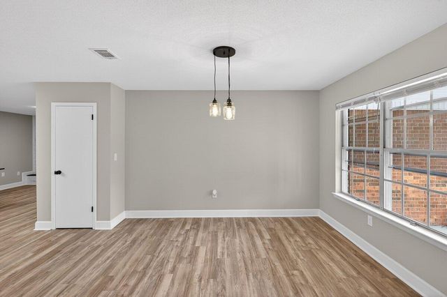 606 NE Merioneth Drive, Fort Walton Beach, FL 32547