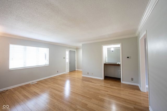 7621 Vintage Court, Lawrence, IN 46226