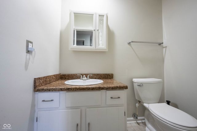 7621 Vintage Court, Lawrence, IN 46226