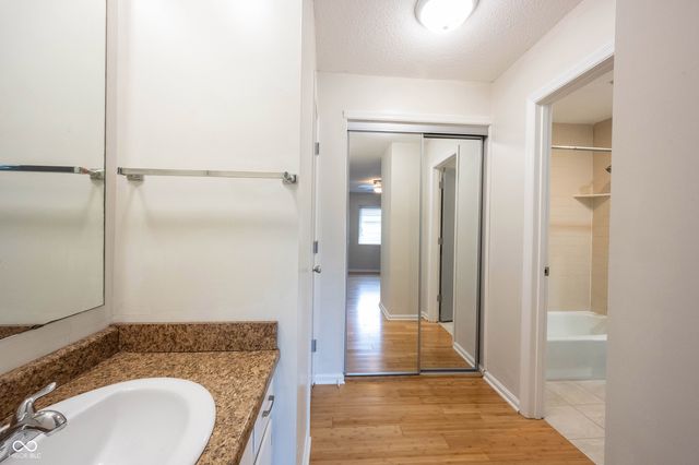 7621 Vintage Court, Lawrence, IN 46226
