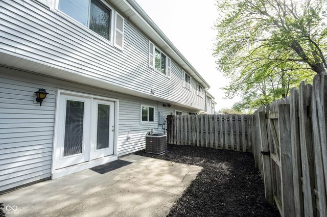 7621 Vintage Court, Lawrence, IN 46226