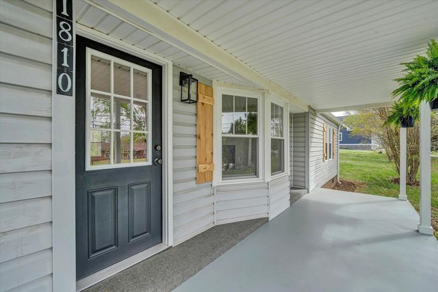 1810 SCUFFLING HILL RD, Rocky Mount, VA 24151