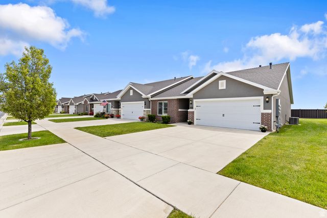 1142 S GRACE WAY, Layton, UT 84041