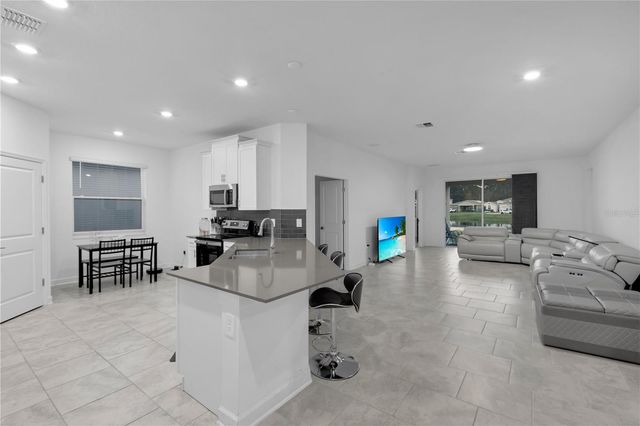 3087 CAMDEN WAY, Davenport, FL 33837