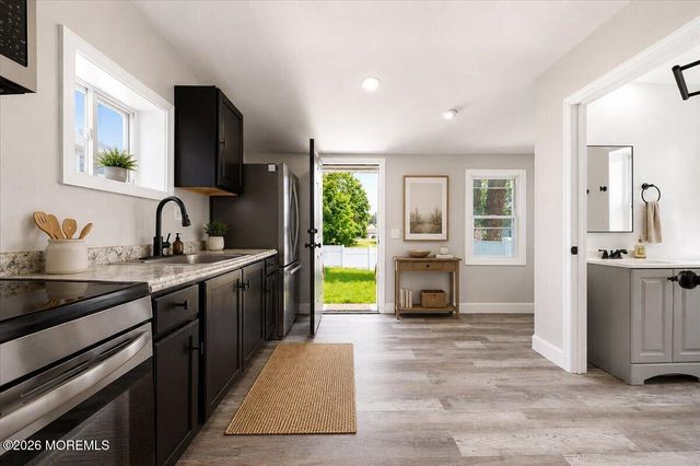 60 Hanover Street, Pemberton, NJ 08068