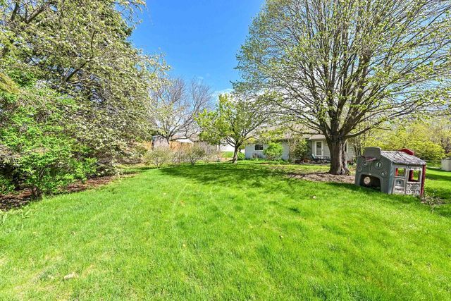 495 Marquette AVENUE, Oak Creek, WI 53154