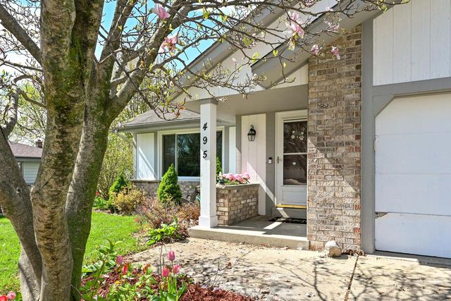 495 Marquette AVENUE, Oak Creek, WI 53154