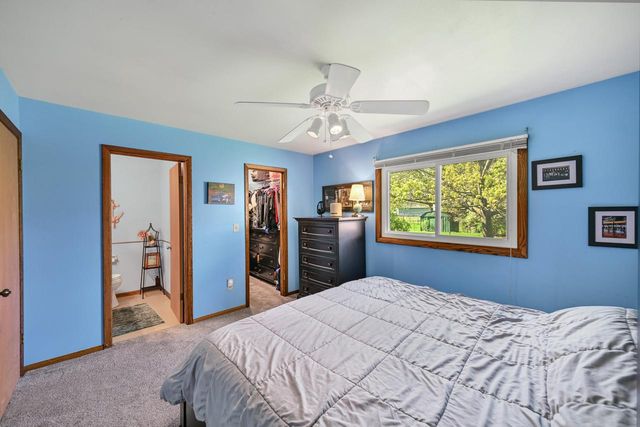 495 Marquette AVENUE, Oak Creek, WI 53154