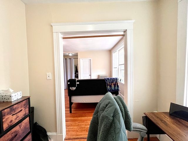 1607 Commonwealth Ave 33, Boston, MA 02135