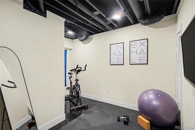 12389 E Bates Circle, Aurora, CO 80014