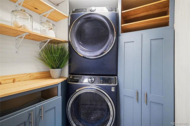 12389 E Bates Circle, Aurora, CO 80014