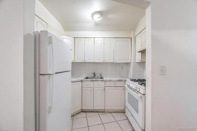 159-44 Normal Road, Jamaica Hills, NY 11432