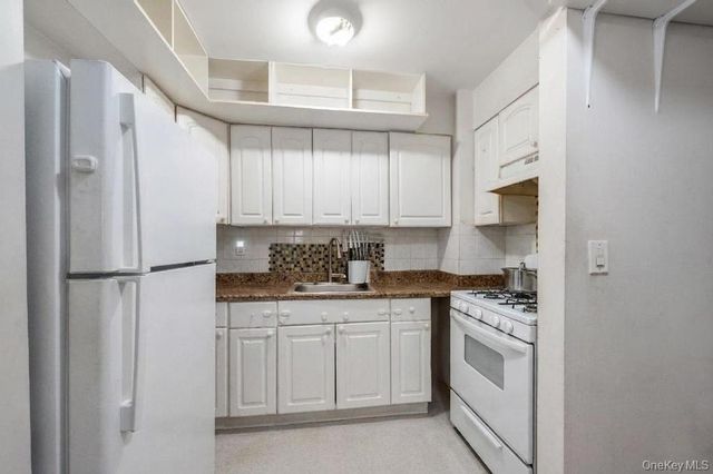159-44 Normal Road, Jamaica Hills, NY 11432