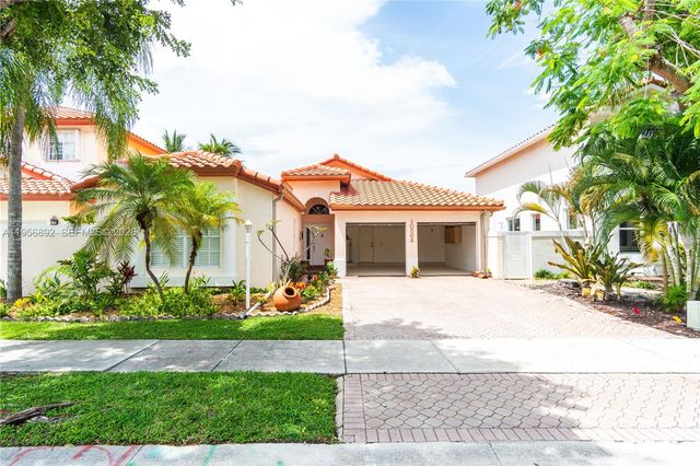 10564 NW 57th St, Doral, FL 33178
